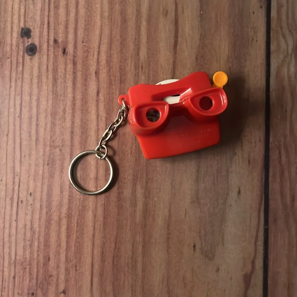 Vintage Keychain View-master